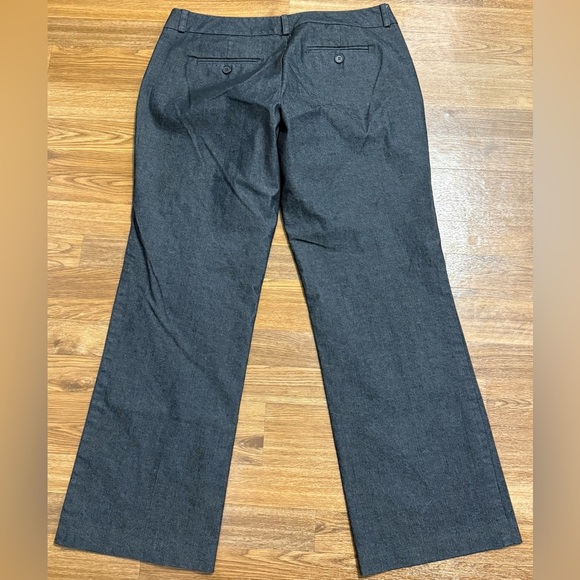 New York & Company Gray casual dress pants front/back pockets relaxed fit 10 EUC - Picture 8 of 9